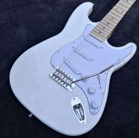 中国 白い スキャロップド フィンガーボード イングウィー・マルムスティーン ビッグヘッド ダブル・トレモロ 電気ギター サプライヤー