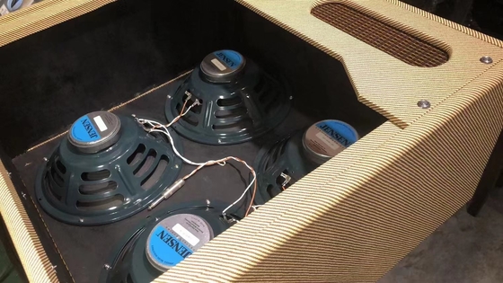 カスタム 5F6A バスマン コンボ 410 ジェンセン スピーカー 点から点への溶接 ギターアンプOEMを受け入れる サプライヤー
