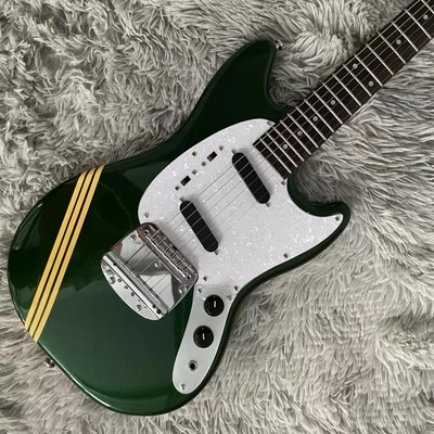 カスタムフェンダー・ムスタング・スタイル 電気ギター メタリックグリーン S-S ピックアップ クロム ハードウェア サプライヤー