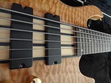 6弦ベースギター スミス オーダーメイドベース ゴールデン ハードウェア ウィルキンソン ブロッジ オリジナル アクティブ ピカップ 5層 ネックボルト サプライヤー