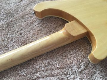 RIC BASS GUITAR 4003 オーダーメイドブリッジ付きのローズウッド指板サメインレイ サプライヤー
