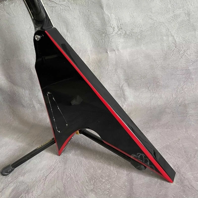 カスタム 4弦 V形 黒体 電気ベース ギター ローズウッド フレットボード サプライヤー