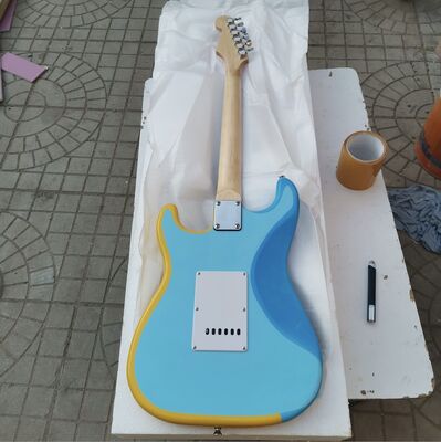 Custom Fender GUITAR Shop George Harrison Rocky Masterbuilt P.Waller エレキギター サプライヤー