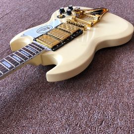 新スタイル 中国カスタムSGジャズ電球ギター ローズウッド指盤3台のピックアップ 金製のハードギター ビブラトシステム サプライヤー